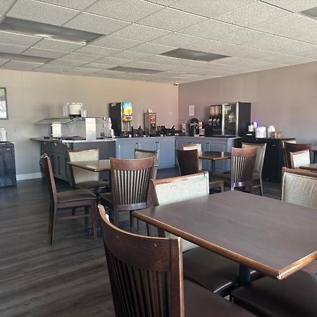 Angel Inn Near Imax, A Travelodge By Wyndham Branson Luaran gambar