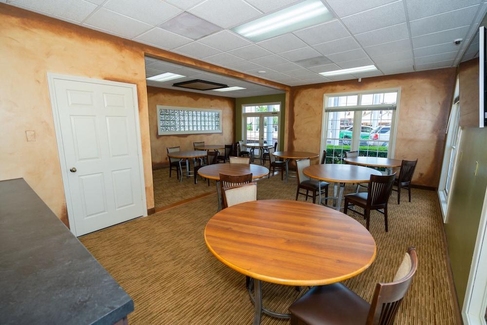 Angel Inn Near Imax, A Travelodge By Wyndham Branson Luaran gambar
