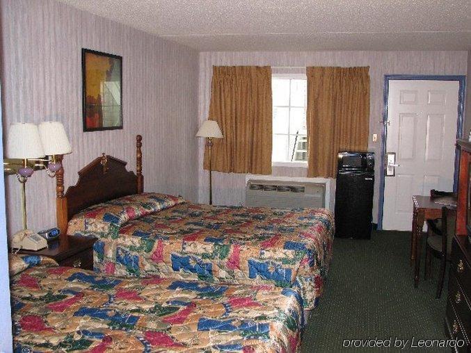 Angel Inn Near Imax, A Travelodge By Wyndham Branson Bilik gambar