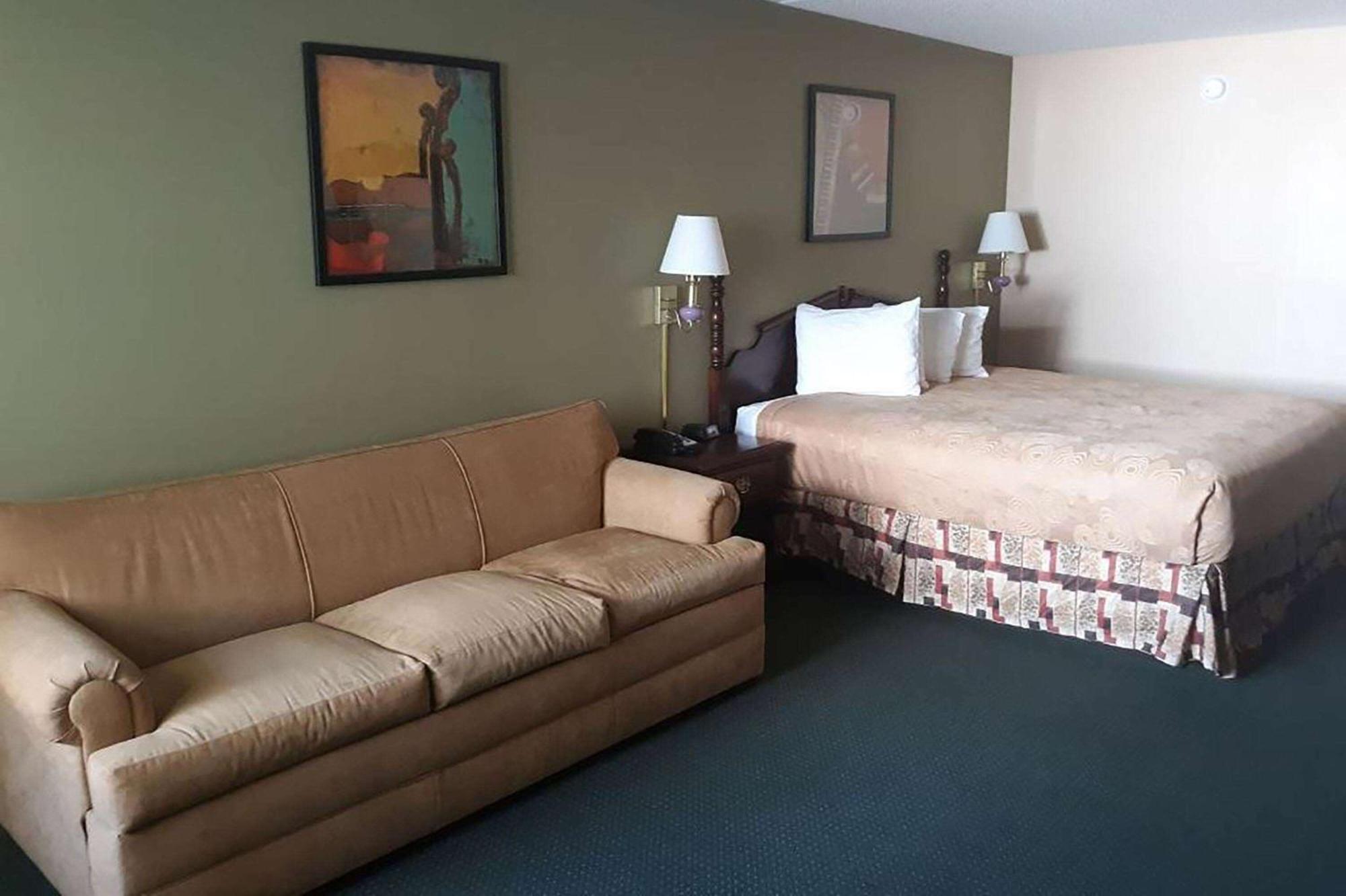 Angel Inn Near Imax, A Travelodge By Wyndham Branson Luaran gambar
