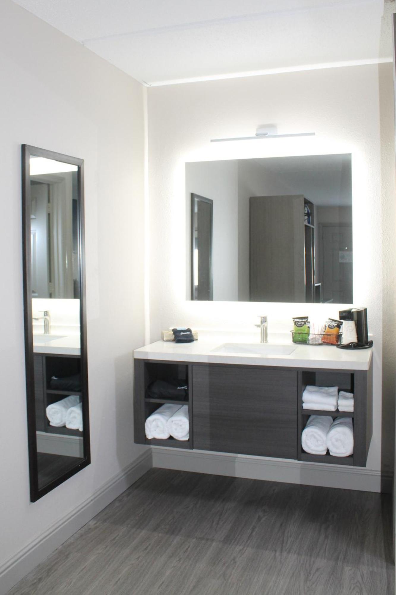 Angel Inn Near Imax, A Travelodge By Wyndham Branson Luaran gambar