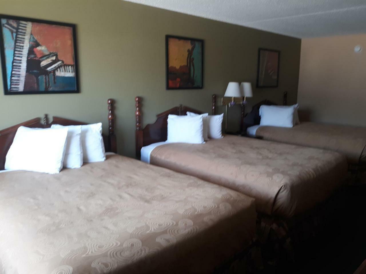 Angel Inn Near Imax, A Travelodge By Wyndham Branson Luaran gambar