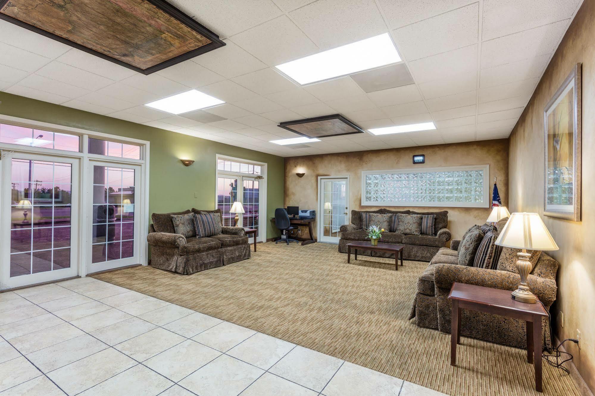 Angel Inn Near Imax, A Travelodge By Wyndham Branson Luaran gambar