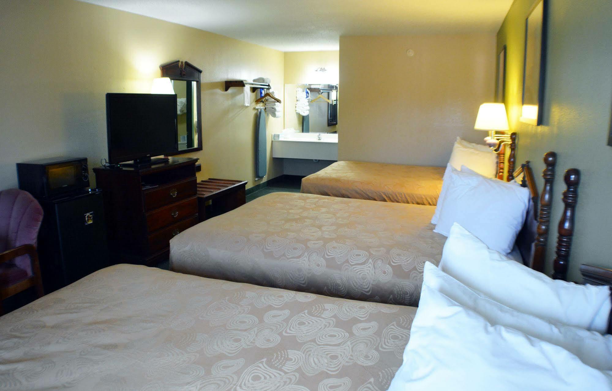 Angel Inn Near Imax, A Travelodge By Wyndham Branson Luaran gambar